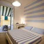 E - Rent And Le Nel Corso - Adults Only