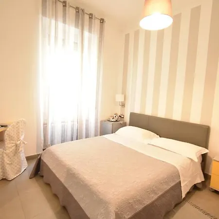 E - Rent And Le Nel Corso - Adults Only 4* La Spezia