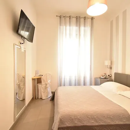E - Rent And Le Nel Corso - Adults Only Πανσιόν Λα Σπέτσια