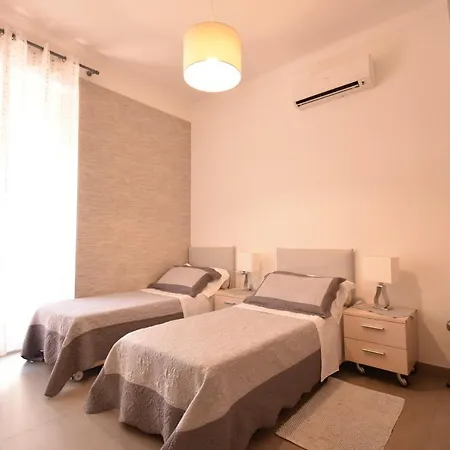 E - Rent And Le Nel Corso - Adults Only Konukevi