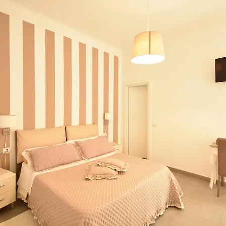E - Rent And Le Nel Corso - Adults Only 2*