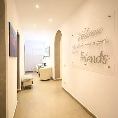 Konukevi E - Rent And Le Nel Corso - Adults Only 4*