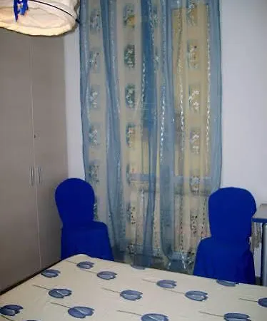 Πανσιόν E - Rent And Le Nel Corso - Adults Only