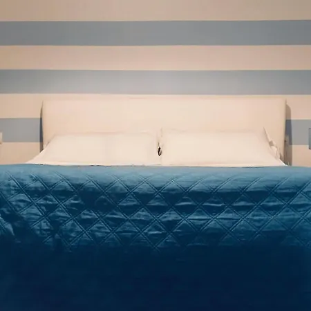 Πανσιόν E - Rent And Le Nel Corso - Adults Only