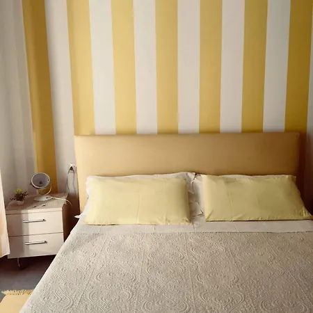 Πανσιόν E - Rent And Le Nel Corso - Adults Only 2*
