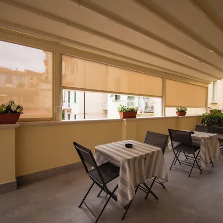 E - Rent And Le Nel Corso - Adults Only Maison d'hôtes La Spezia