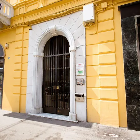 E - Rent And Le Nel Corso - Adults Only 4* La Spezia