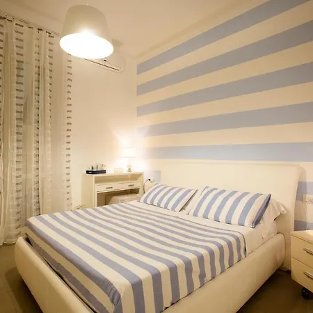 E - Rent And Le Nel Corso - Adults Only Maison d'hôtes 4*