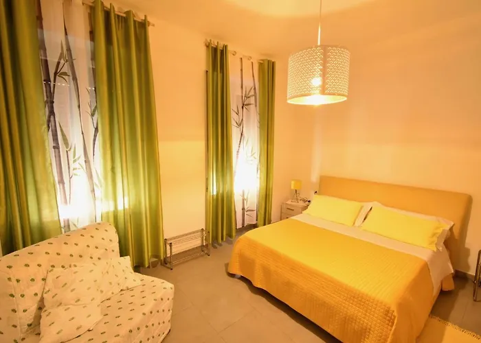 Penzion E - Rent And Le Nel Corso - Adults Only 4*