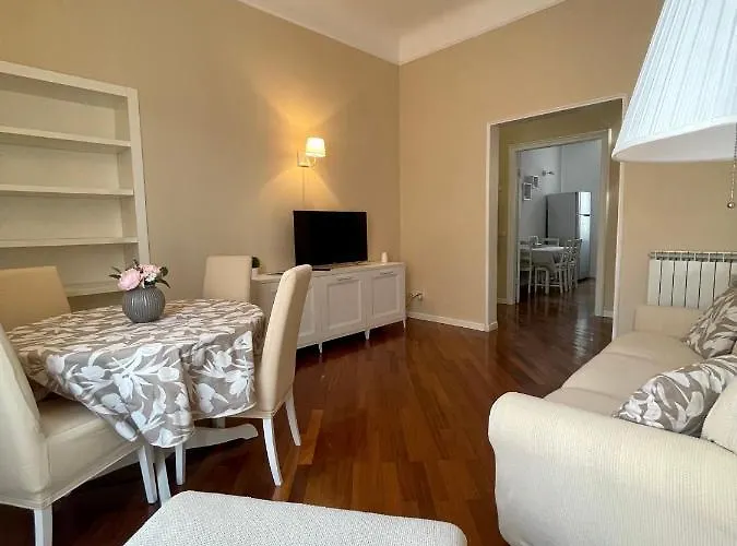 Penzion E - Rent And Le Nel Corso - Adults Only 4*