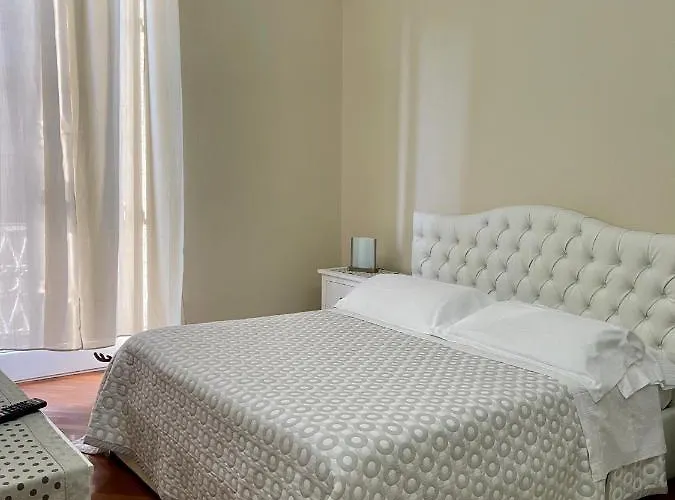 E - Rent And Le Nel Corso - Adults Only Penzion
