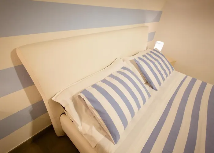 E - Rent And Le Nel Corso - Adults Only Penzion 4*