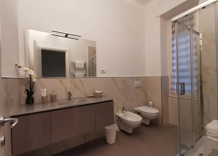 Penzion E - Rent And Le Nel Corso - Adults Only La Spezia