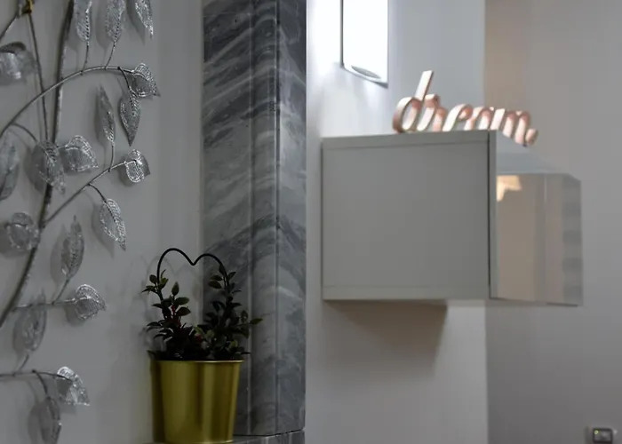 E - Rent And Le Nel Corso - Adults Only Penzion 4*
